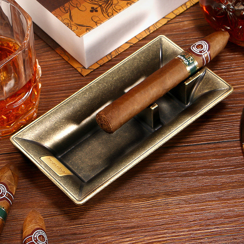 Garron cigar ashtray European retro high-end metal ashtray pure copper ashtray creative household smoke extinguisher