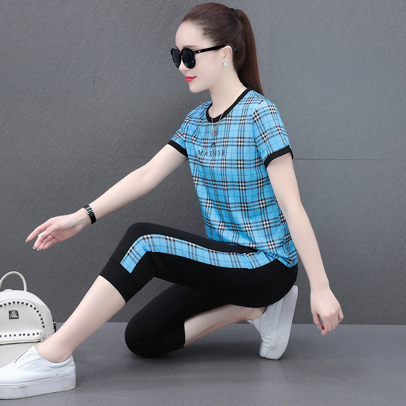 MMQ sports suit women's summer ice silk new fashion thin section short-sleeved age-reducing cropped pants casual wear two-piece set