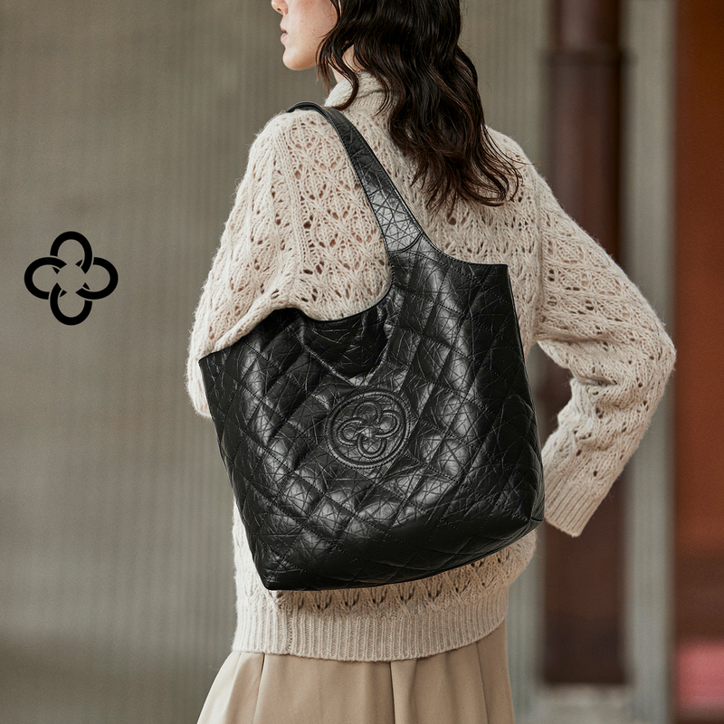 Cassile Quilted Vest Tote Bag Black First-Layer Cowhide Ultra-Light down Large-Capacity Shoulder Bag