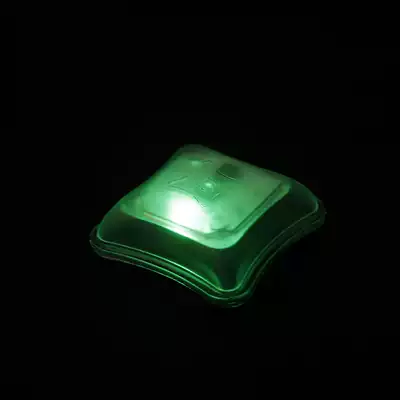 TMC3347 safety helmet Flash teammate identification light multiple light color battery irreplaceable