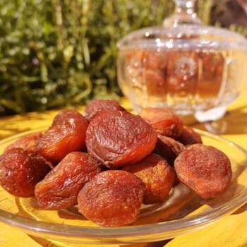 Authentic Xinjiang Aksu Tree-Dried Apricots 500g Large Bag, No Additives, Safe for the Elderly, Pregnant Women, and Children