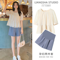 Pregnant t-shirt summer Korean version of small fresh short-sleeved Foreign style age-reducing doll shirt short top fashion two-piece suit