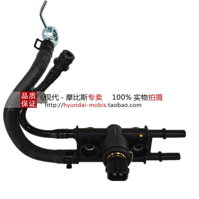 ເຫມາະສໍາລັບ Hyundai Teji Huatai Santa Fe ກາຊວນ 2.0T oil circuit function combination body pipe oil temperature sensor ໂຮງງານຕົ້ນສະບັບ