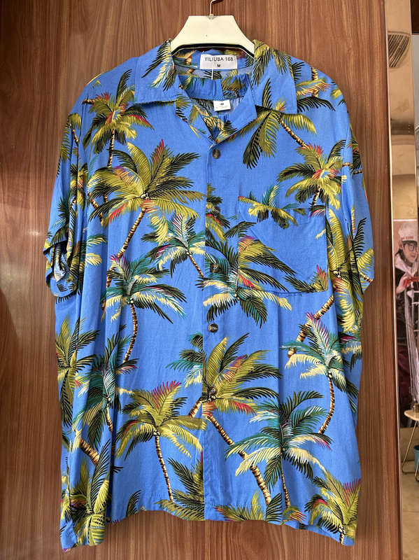 Summer Hawaiian Retro Floral Shirts for Men and Women, Hainan Beach Clothes, Couple Island Clothes Set Summer Hawaiian Retro Floral Shirts for Men and Women, Hainan Beach Clothes, Couple Island Clothes Set