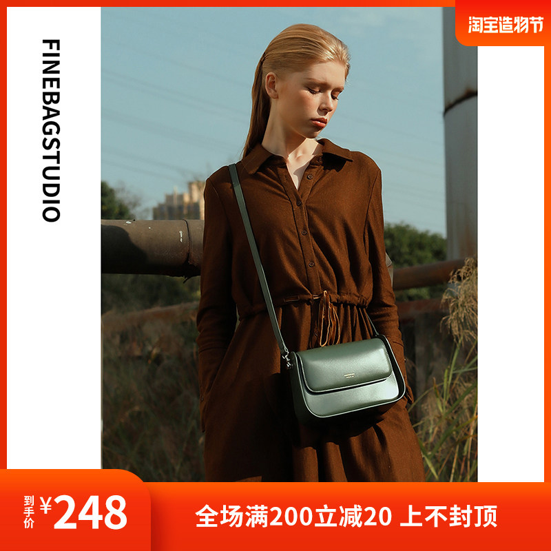 FINEBAGSTUDIO spring new 2021 retro messenger small square bag women's bag NICHE design SIMPLE and wild