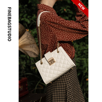 FINEBAGSTUDIO Spring Summer New small Aroma Wind Armbands 100 Hitch Chain Pack Women Skew Satchel small crowdsourced senior