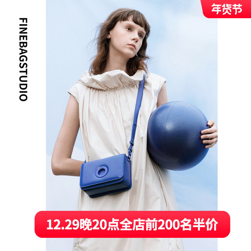 Finebagstudio autumn and winter new women's crossbody small square bag original design Klein blue niche high-end sense