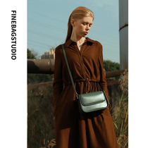 FINEBAGSTUDIO spring new 2021 retro messenger small square bag womens bag niche design simple and wild