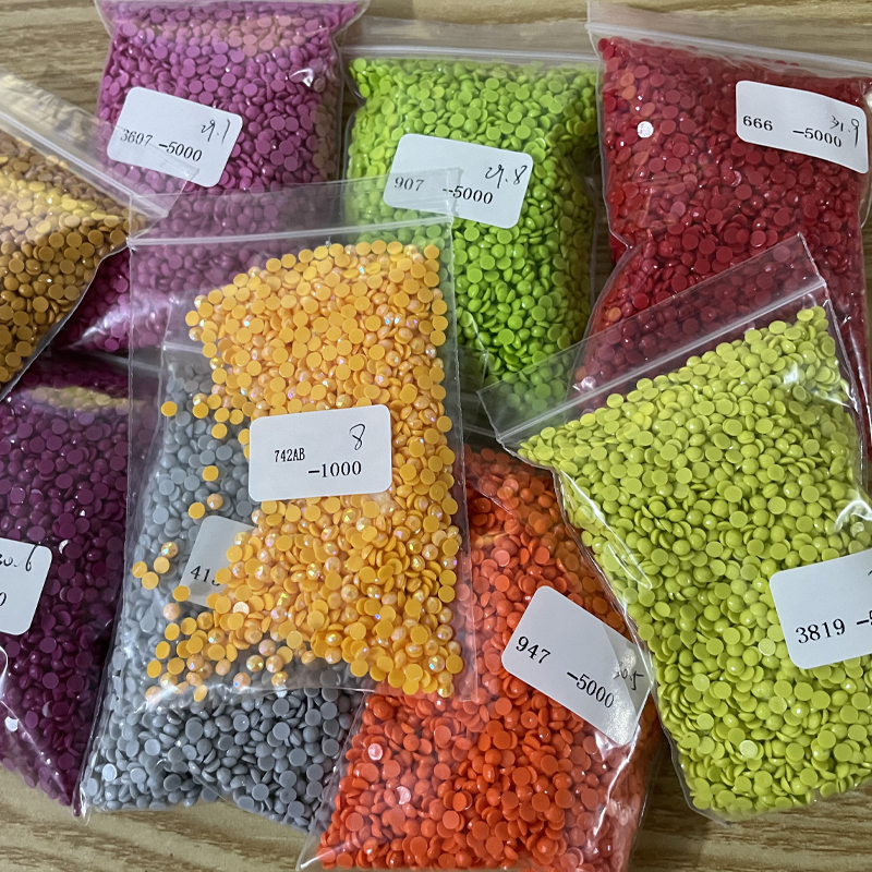 Professional Diamond Painting Replacement Diamonds 2.8mm Magic Round Diamonds Bright Diamonds Sold Separately Loose Diamonds for Missing Diamonds Dmc447 Color Handmade Professional Diamond Painting Replacement Diamonds 2.8mm Magic Round Diamonds Bright Diamonds Sold Separately Loose Diamonds for Missing Diamonds Dmc447 Color Handmade