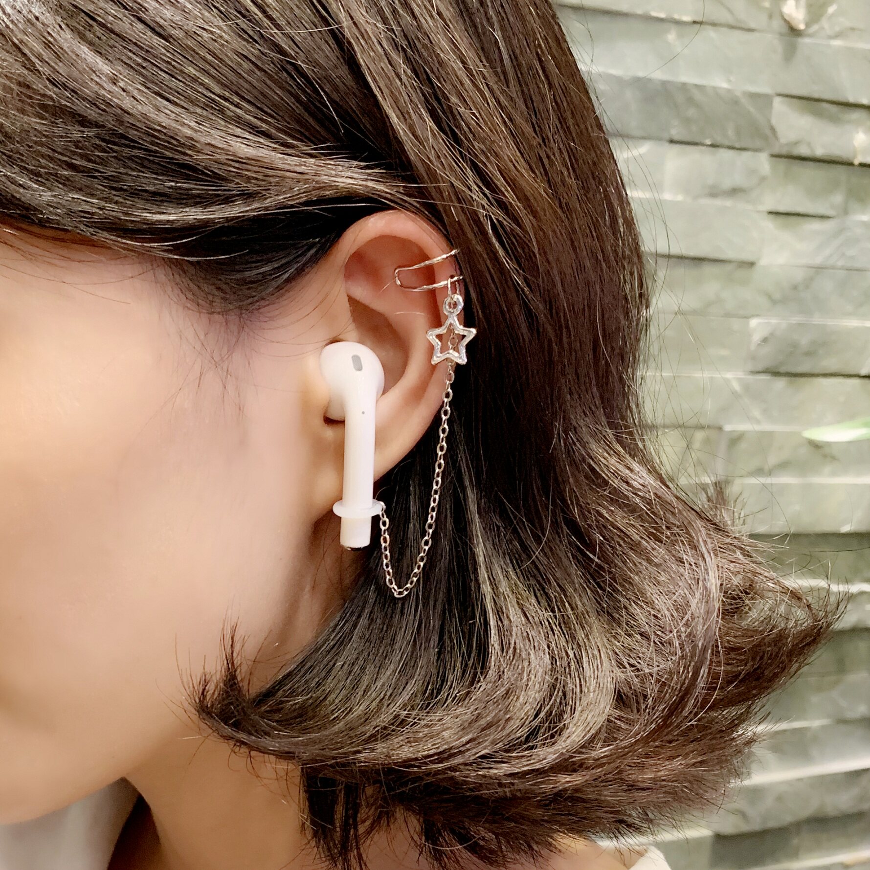 Bluetooth wireless headphones anti-lose ear bone clip AirPods Huawei headphones anti-drop earring ear necklace for men and women