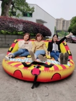 Красный желтый 3 человека диван