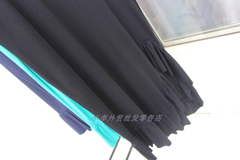 Đầm xòe nữ mùa hè thon gọn màu đen mỏng Hàn Quốc khí nhỏ váy đen chạm đáy váy dài váy đen dài qua gối