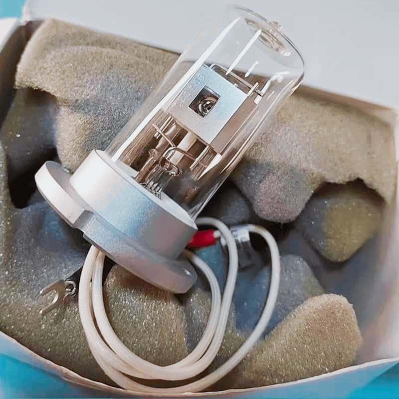 上海棱光技术 UV-759 S UV-757 CRT 762分光光度计钨灯 氘灯L8932