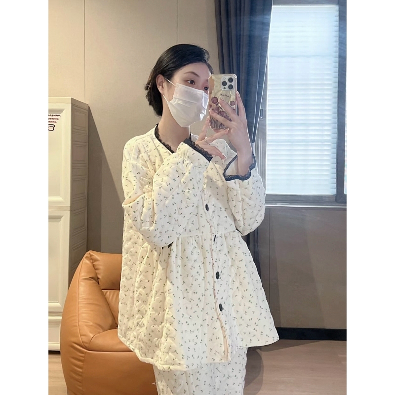 Autumn and Winter Small Floral Postpartum Clothing Air Cotton October Maternity Postpartum Nursing Pajamas Pure Cotton Thickened Breastfeeding Set Autumn and Winter Small Floral Postpartum Clothing Air Cotton October Maternity Postpartum Nursing Pajamas Pure Cotton Thickened Breastfeeding Set