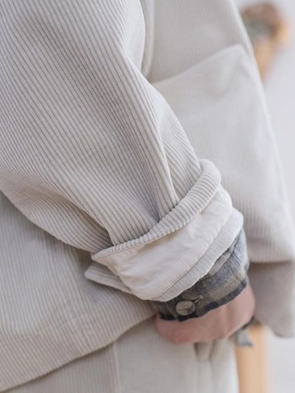 2025春装新款文艺全棉小西装灯芯绒面料翻领开襟米白长袖厚外套女