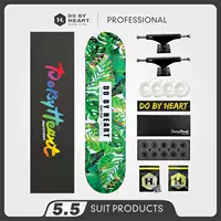 Темно-зеленый