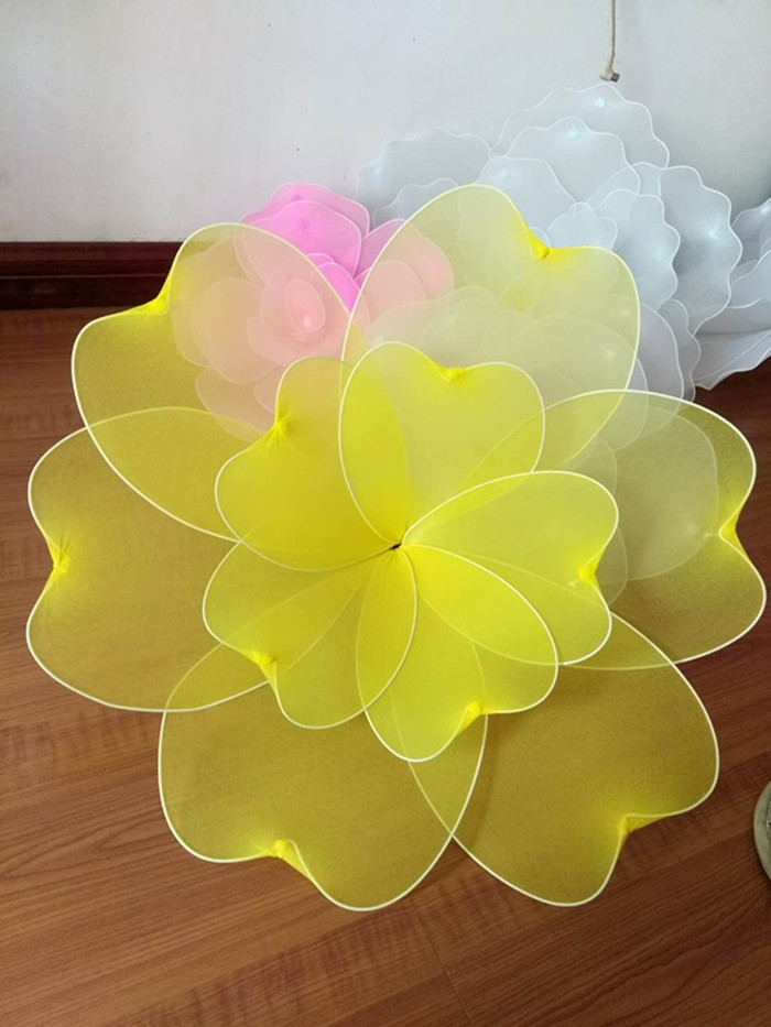Finished Dongli flower performance with wedding stage props background design 30-100 cm cherry blossom golden yellow