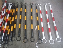 High quality telescopic reflective connecting rod Isolation rod PVC rubber road cone warning connecting rod Traffic safety facilities