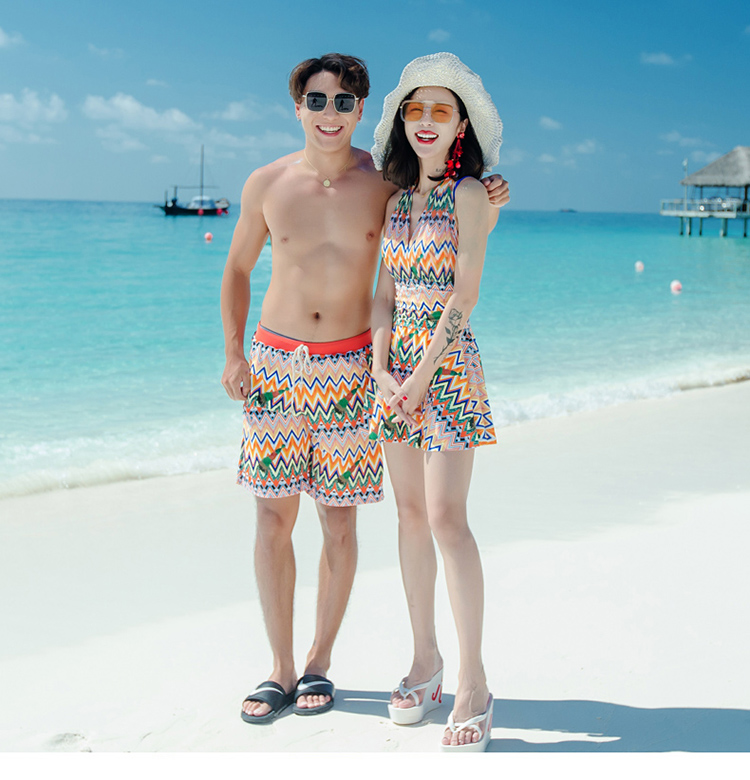 Gió quốc gia kích thước lớn cặp đôi đồ bơi phụ nữ phù hợp với kỳ nghỉ bên bờ biển quần dài mùa xuân cặp đôi người mẫu Thái Lan tuần trăng mật đồ bơi - Vài đồ bơi set đồ đôi đi biển