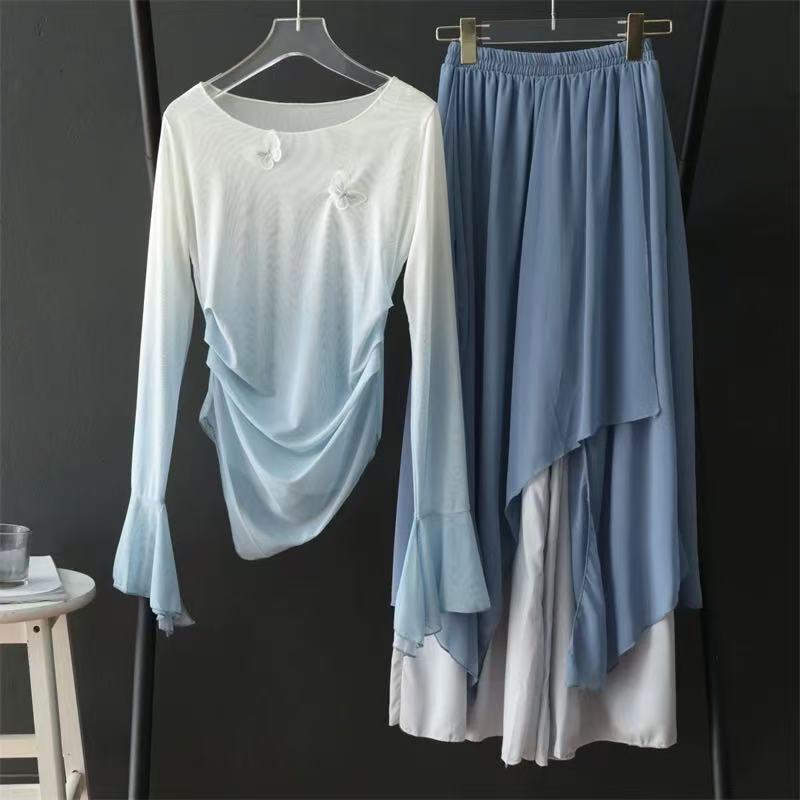Classical Dance Gradient Color Mesh Bell-Sleeve Pleated Top and Skirt Set for Women, Thin Dance Costume Stage Outfit