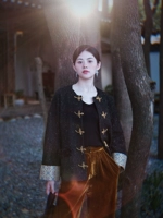 Black and Gold Pre-Sale, поставляется примерно через 20 дней