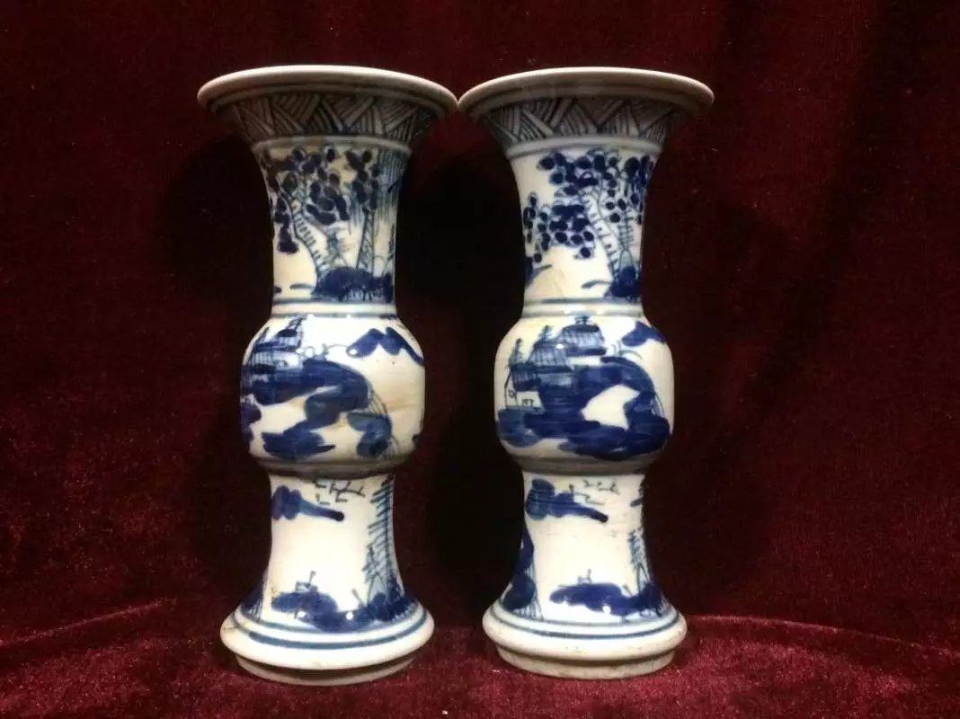Ceramic wine bottle collection 4801 Jingdezhen smooth sailing flower vase pair of antique wine vessels