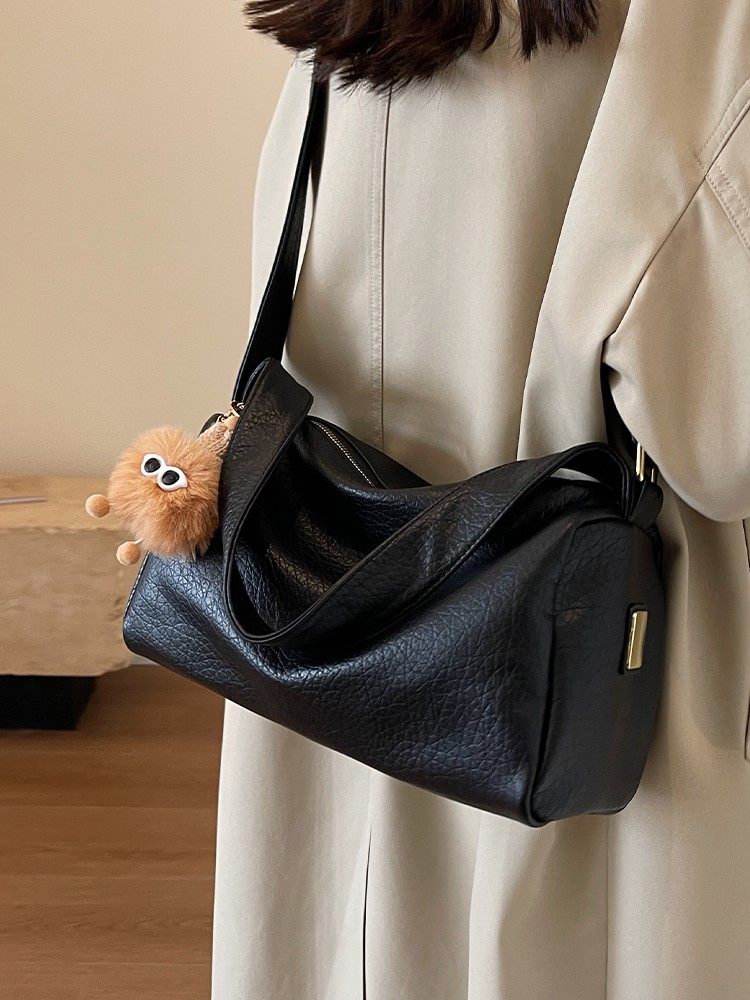 Han Generation Superior Sense Axillary Clinched Satchel Bag Package Woman 2023 new Jane about 100 Lap Texture Small Crowdcommute Single Shoulder Bag-Taobao