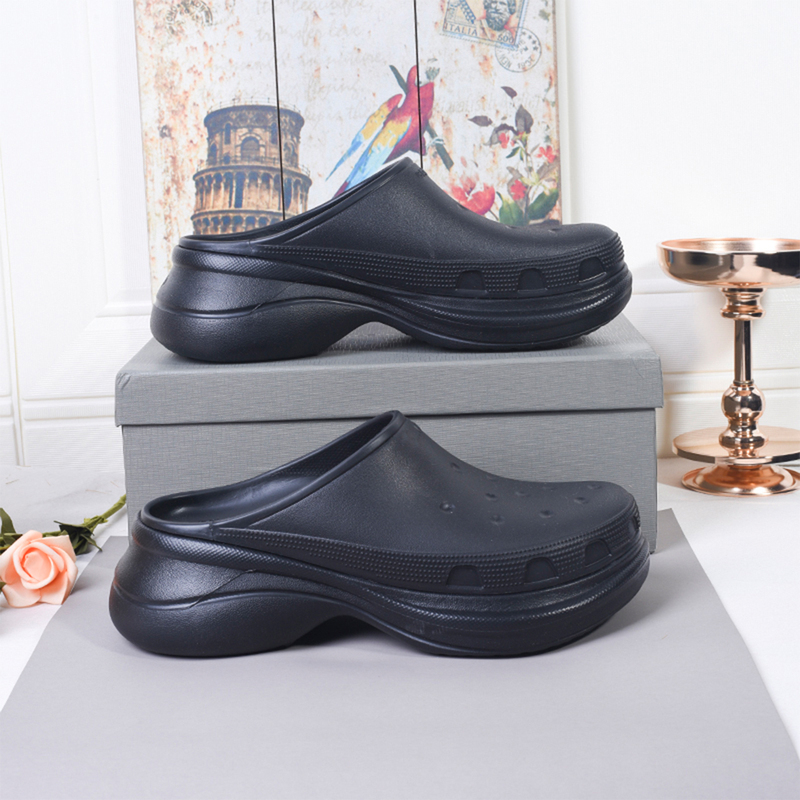 Paris Thick-Soled Slippers for Women 2025 New Summer Outdoor Wear High-End Lazy Style Beach Clogs Fashionable Versatile