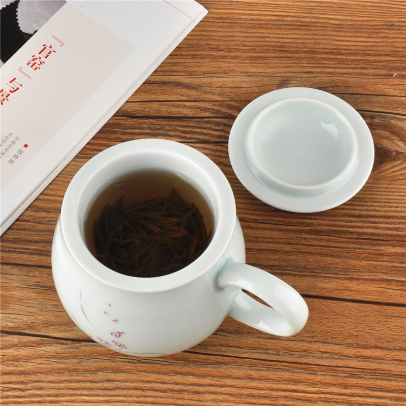 Jingdezhen ceramic three - piece cup shadow green tea cup with filter good glass office cup cup and meeting