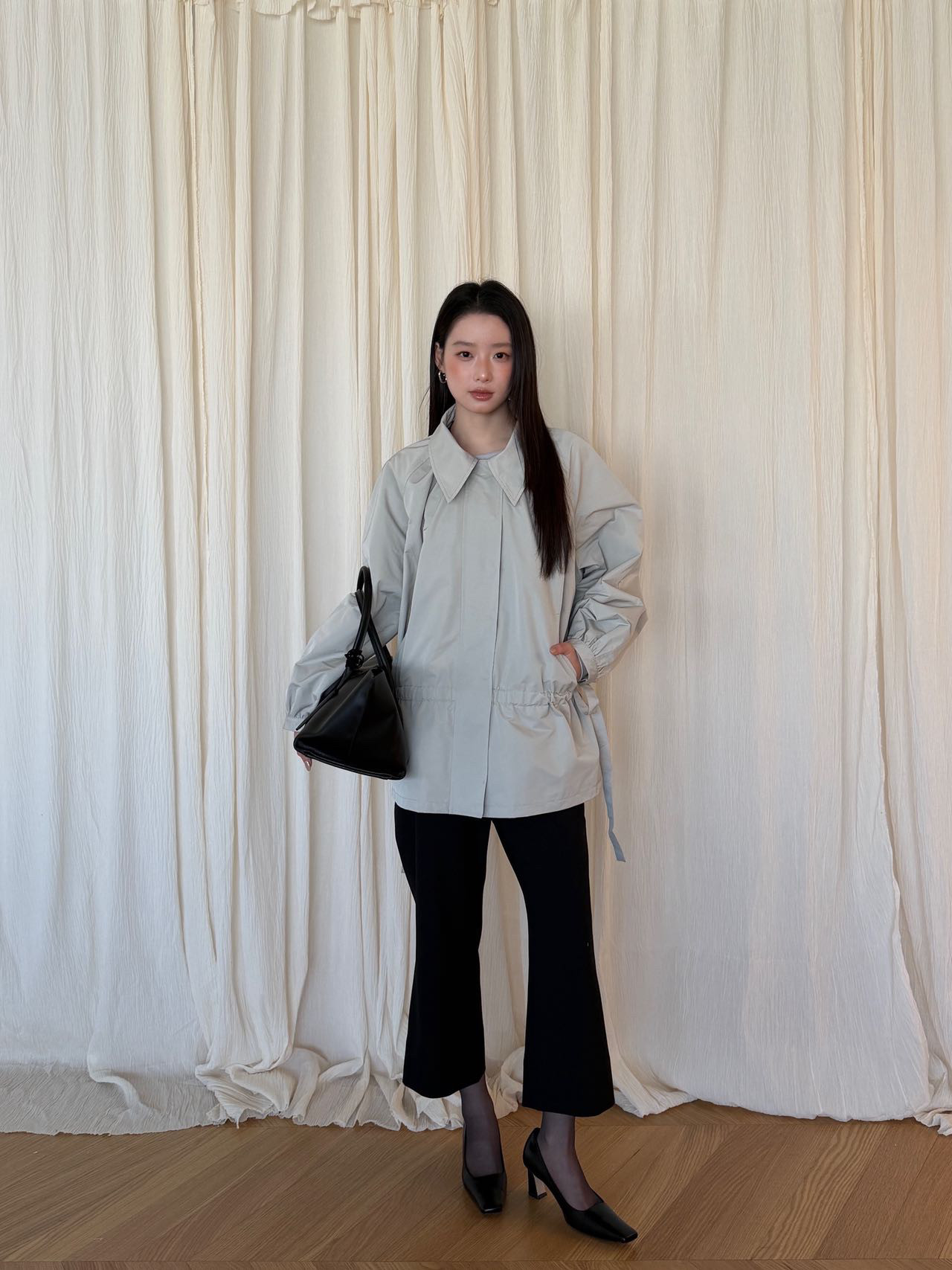 waitmore женские брюки офисные приталенные стройнящие слегка расклешенные укороченные повседневные