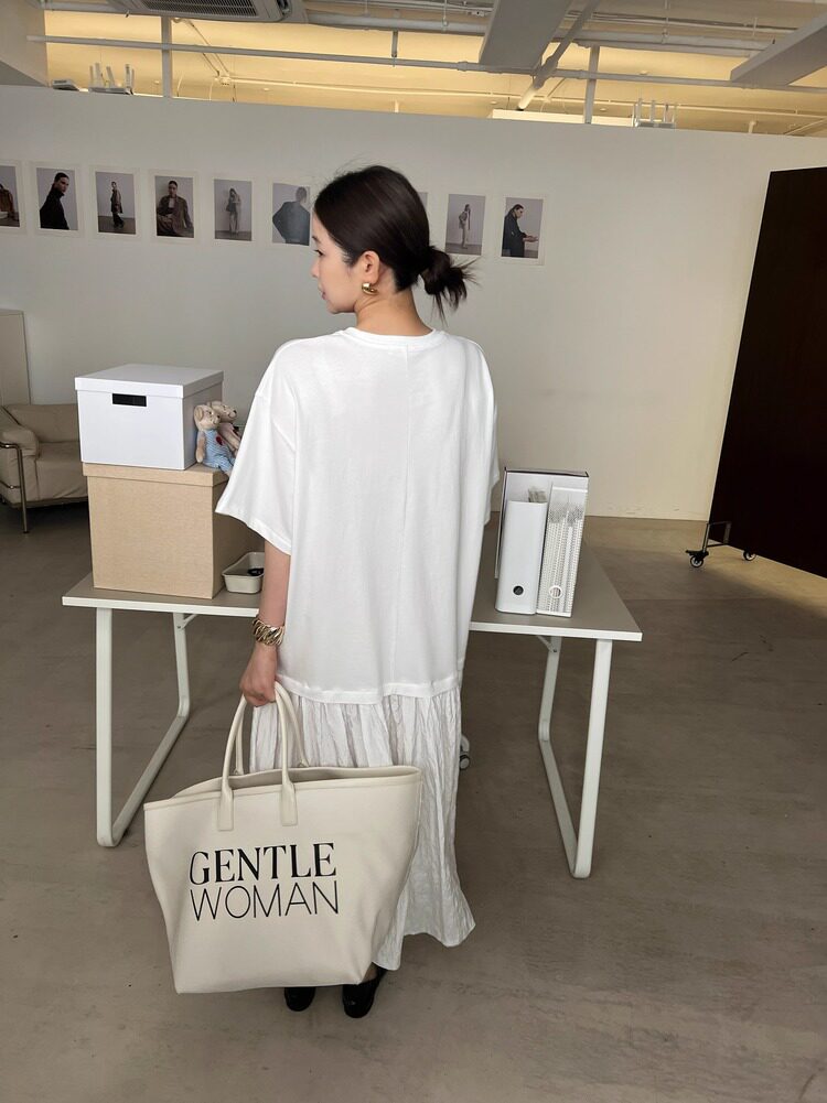 WIDELIA платье футболка с круглым воротом и сетчатыми вставками свободное летящее длинное платье лето 2025