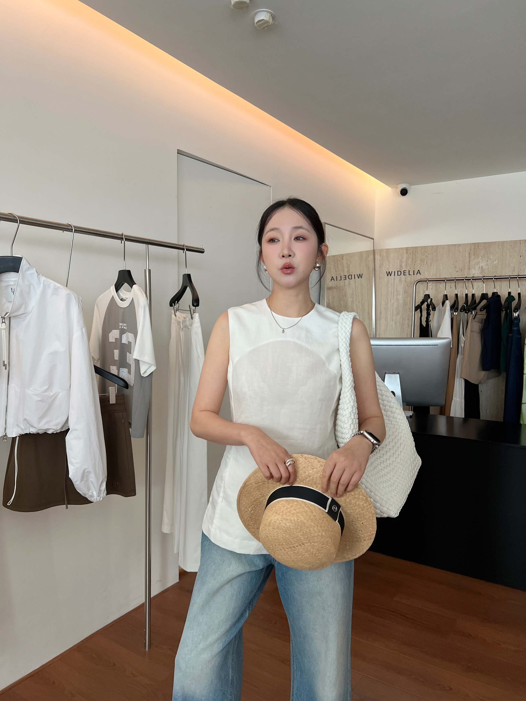 WIDELIA элегантная блузка с разрезом женская 2025 лето минималистичная универсальная приталенная без рукавов майка