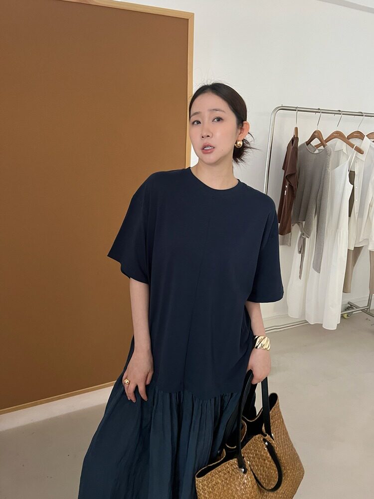 WIDELIA платье футболка с круглым воротом и сетчатыми вставками свободное летящее длинное платье лето 2025