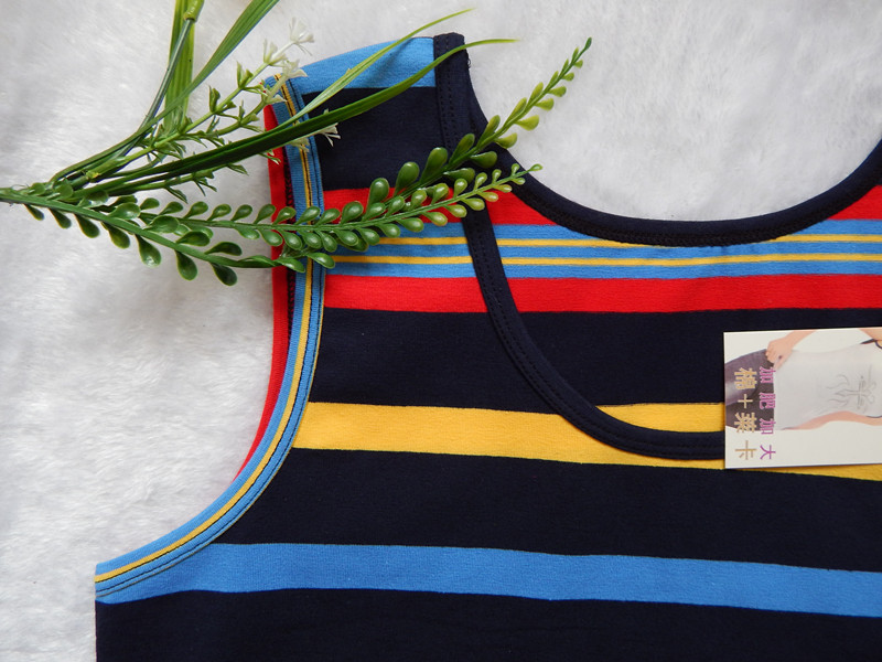 Đồ lót nữ cotton lớn màu đỏ vest năm nay màu đỏ đoạn dài chạm đáy áo mẹ trung niên bó sát bán áo lót nam