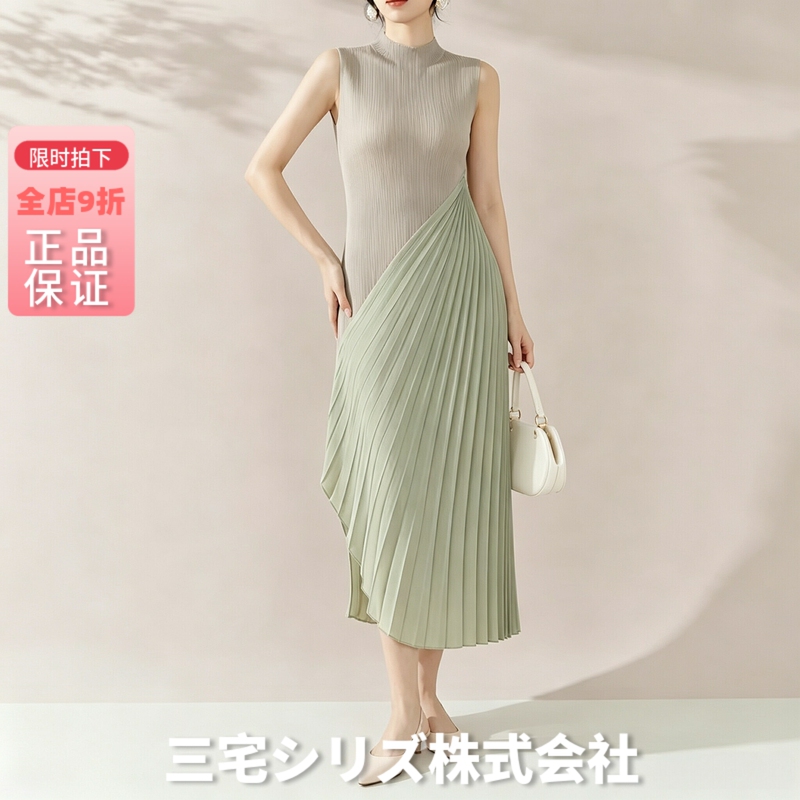 Japanese Issey Miyake Pleated Dress, Half-High Collar, Slim Fit, Elegant, Niche Design, Asymmetrical Mid-Length Dress for Women Japanese Issey Miyake Pleated Dress, Half-High Collar, Slim Fit, Elegant, Niche Design, Asymmetrical Mid-Length Dress for Women