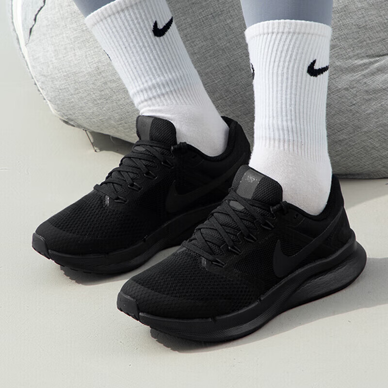 Nike All-Black Comfortable Women's Shoes Summer New Sports Shoes Cushioning Lightweight Shoes Casual Running Shoes Nike All-Black Comfortable Women's Shoes Summer New Sports Shoes Cushioning Lightweight Shoes Casual Running Shoes