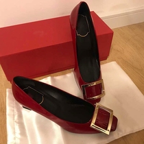 With source label patent leather square buckle air quality