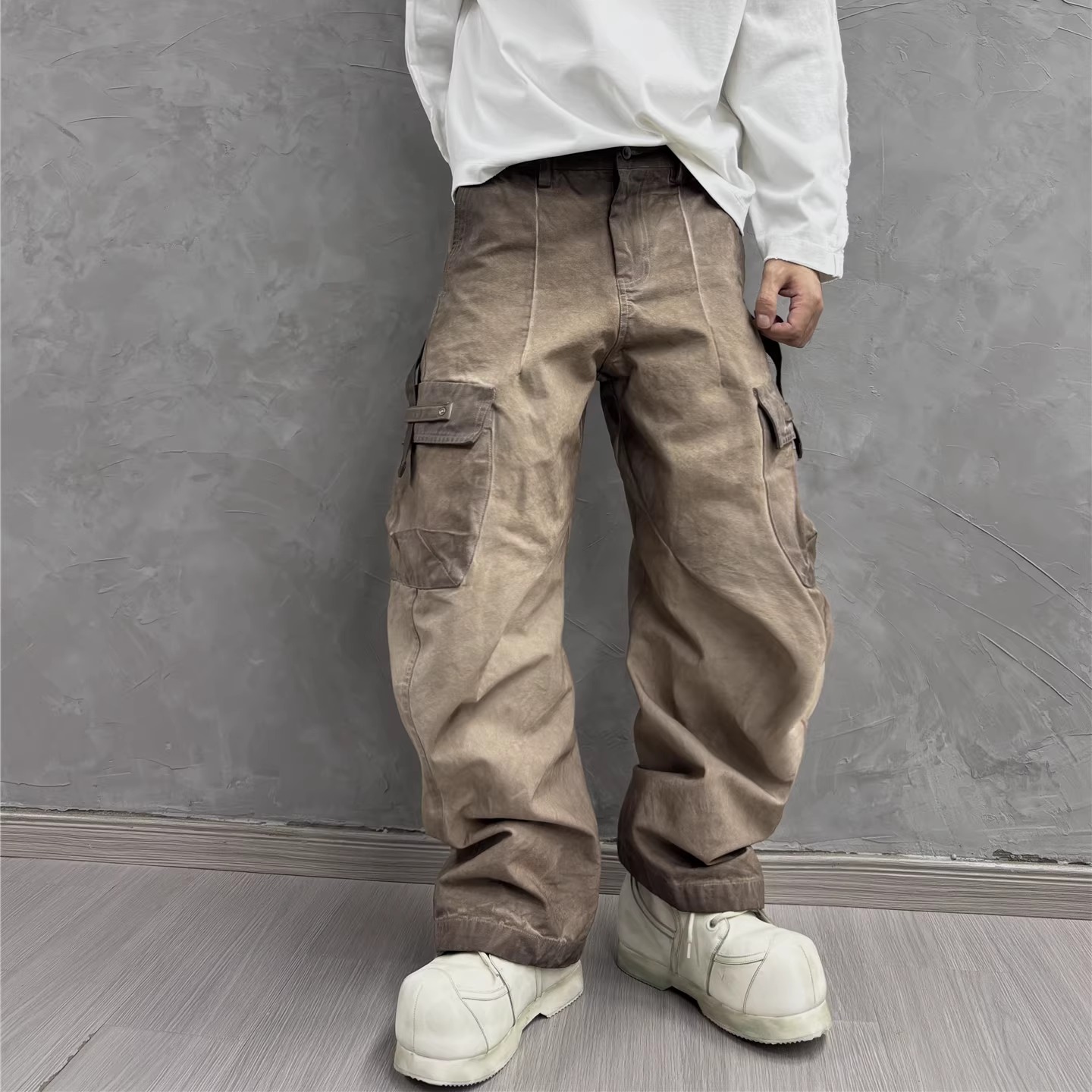 复古潮流下的做旧双膝洗水伐木裤工装革命