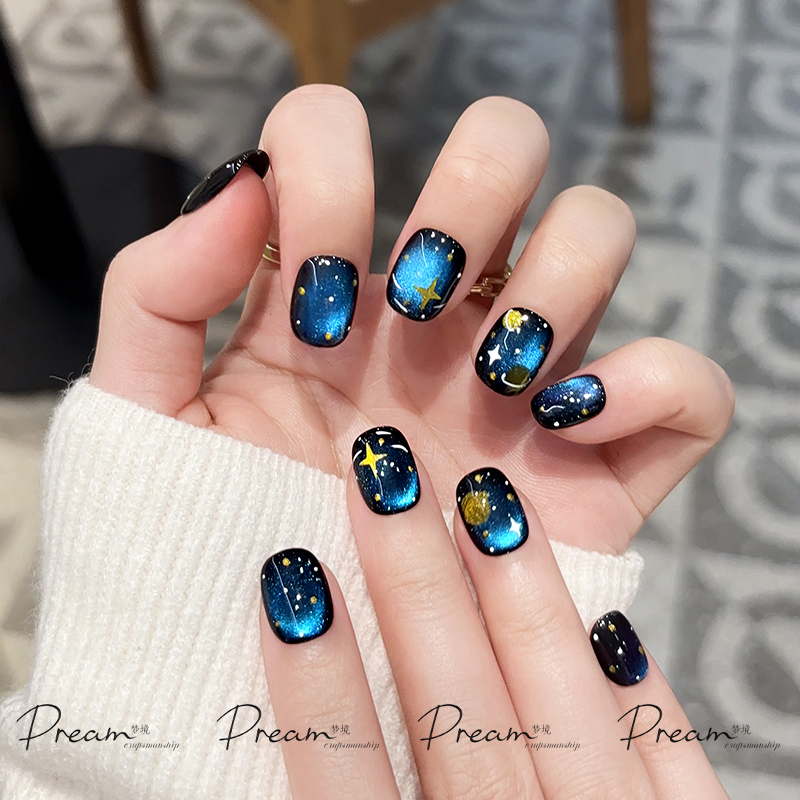 Dream Falling into the Galaxy Handmade Wearable Nails High-End Short Cat Eye Whitening Fake Nails Finished Nail Art Patch