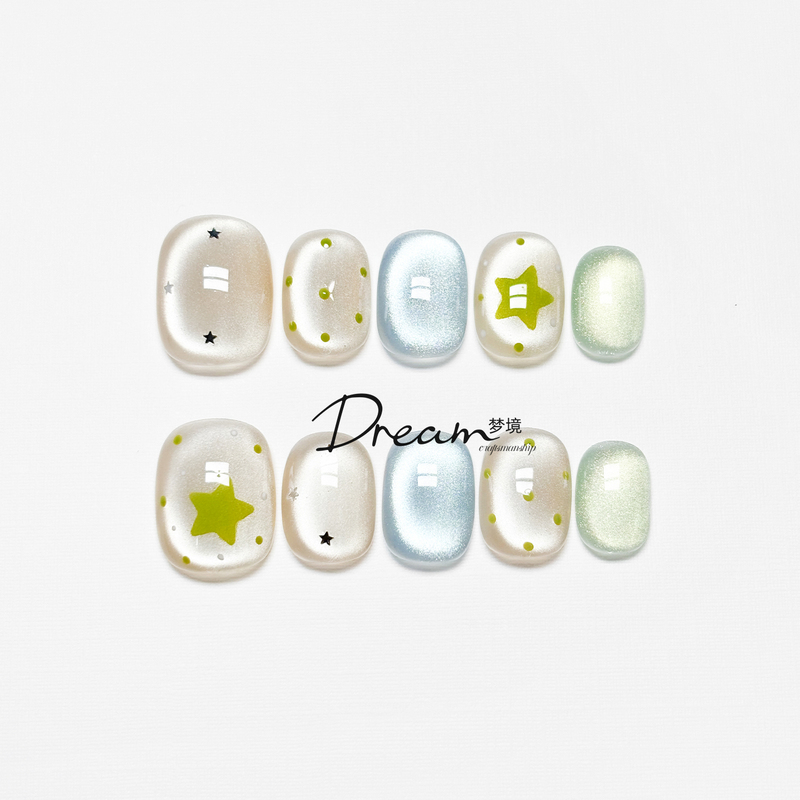 Dream Green Star Cat Eye Handmade Wearable Nails Short Style Summer Dopamine Manicure High-End Fake Nail Stickers