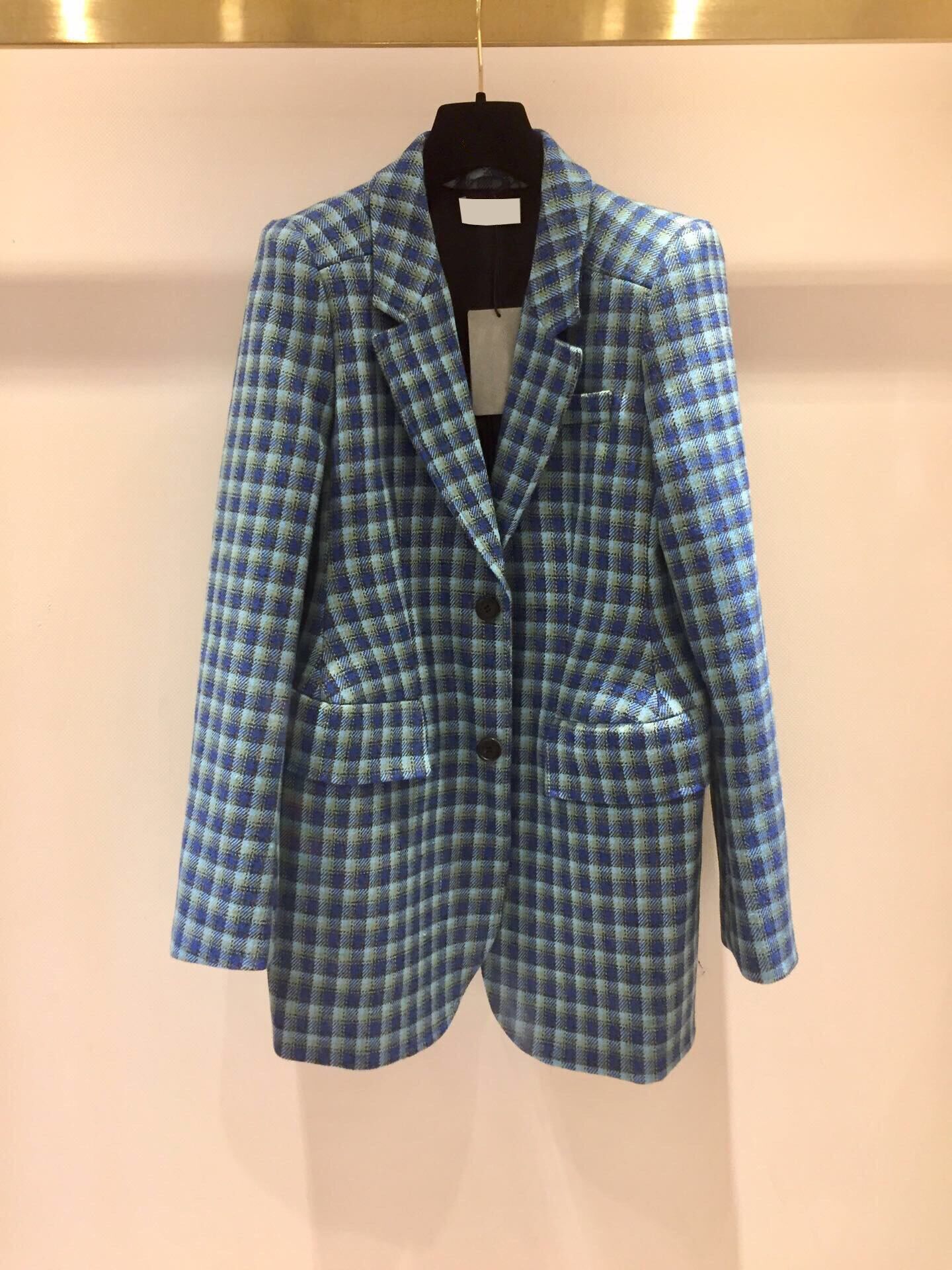 European station new 2022 Women's quality famous Yuan Gauge double - row deduction waist and thin suit coat female tide