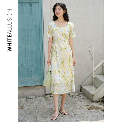 Платье, летний приталенный корсет, юбка, французский стиль, в цветочек, квадратный вырез