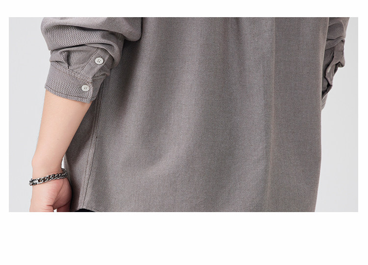 Джинсовая рубашка None