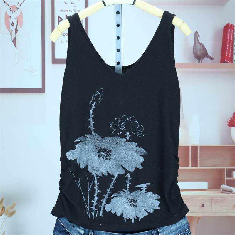 Camisole Women's Summer, Spring and Autum Pure Cotton New Korean Style Loose Slimming Look Versatile V-Neck Sleeveless Bottoming Shirt Top