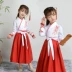 Trẻ em bé trai Hanfu Trang phục cổ đại Ba ký tự Kinh điển Sách nghiên cứu Trung Quốc Trinh nữ mẫu giáo Trang phục biểu diễn Trẻ em Trang phục mùa thu - Trang phục