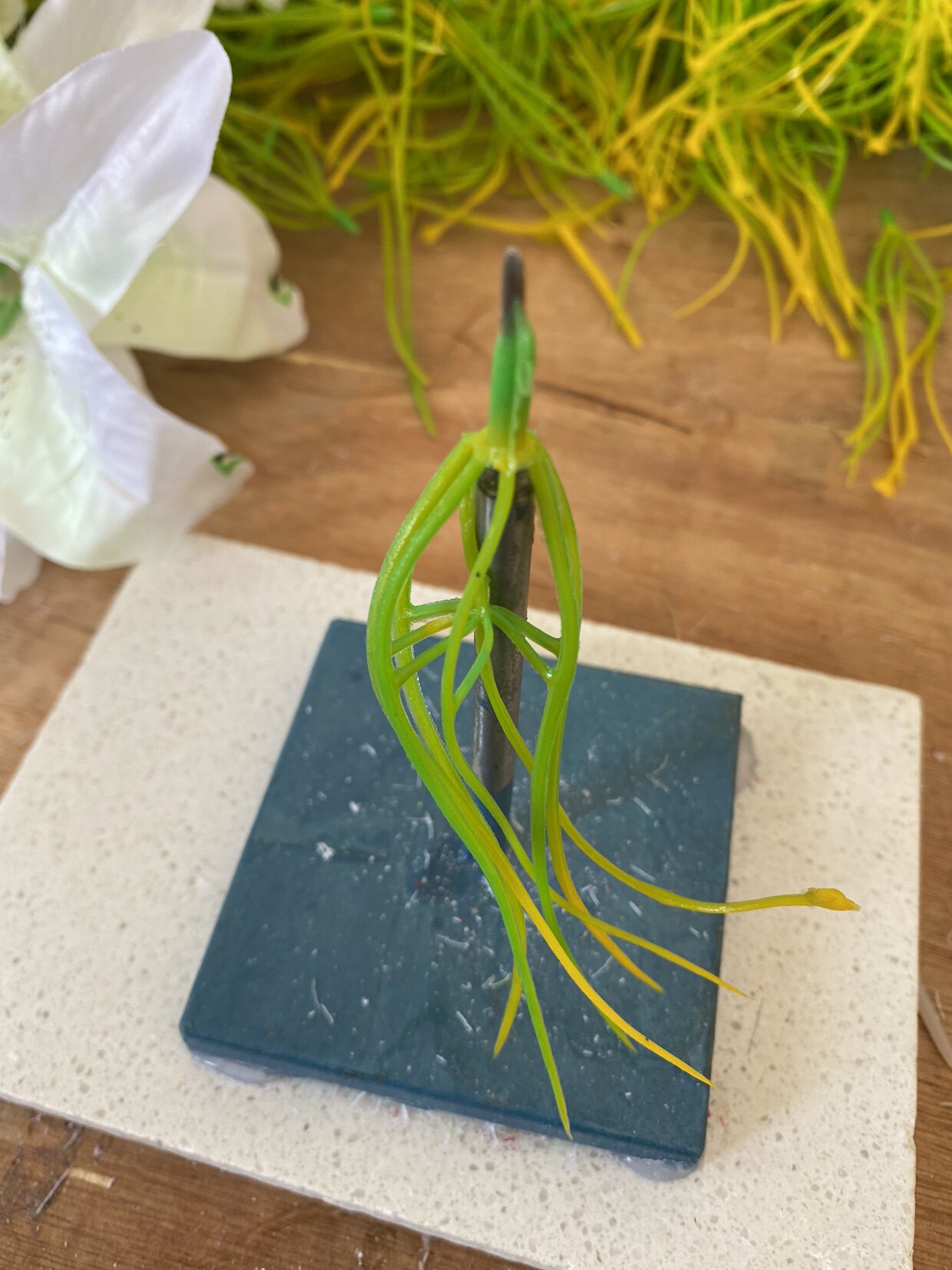 厂家直销祭祀扫墓坟地坟陵园墓地坟前摆放塑料祭奠假花材料详情12