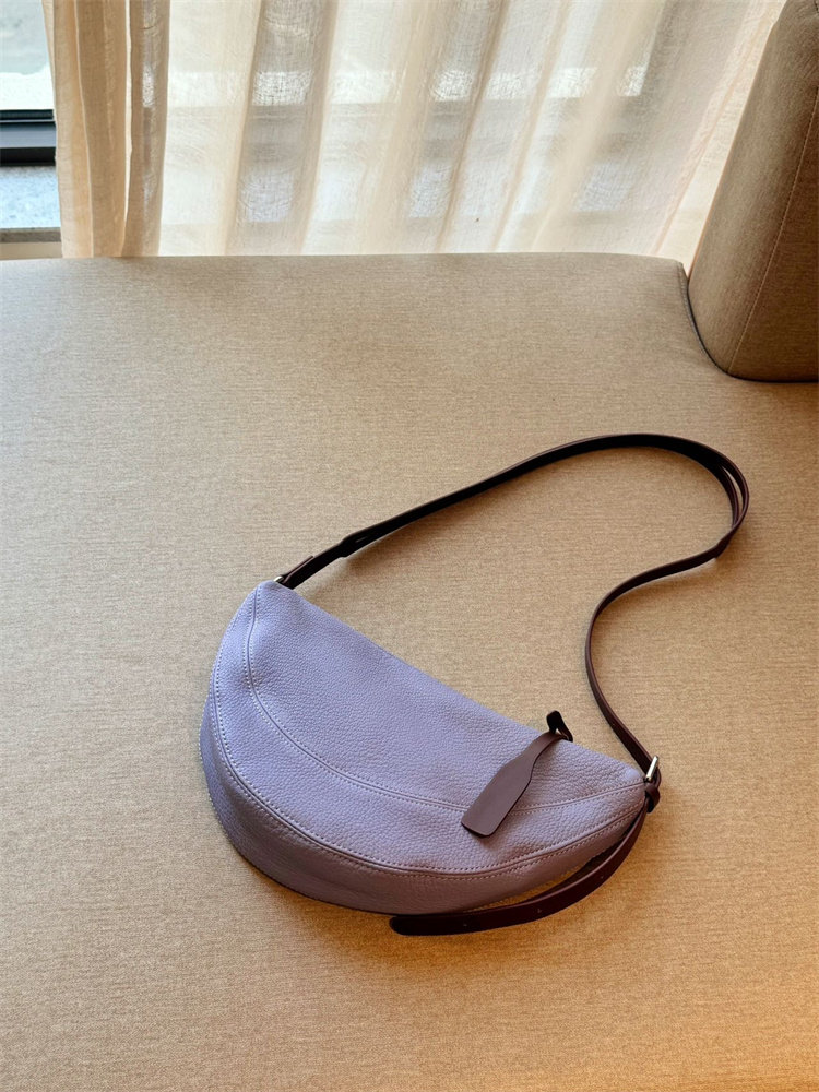 Designer Women's Soft Leather Dumpling Crossbody Bag Versatile_voghion.com