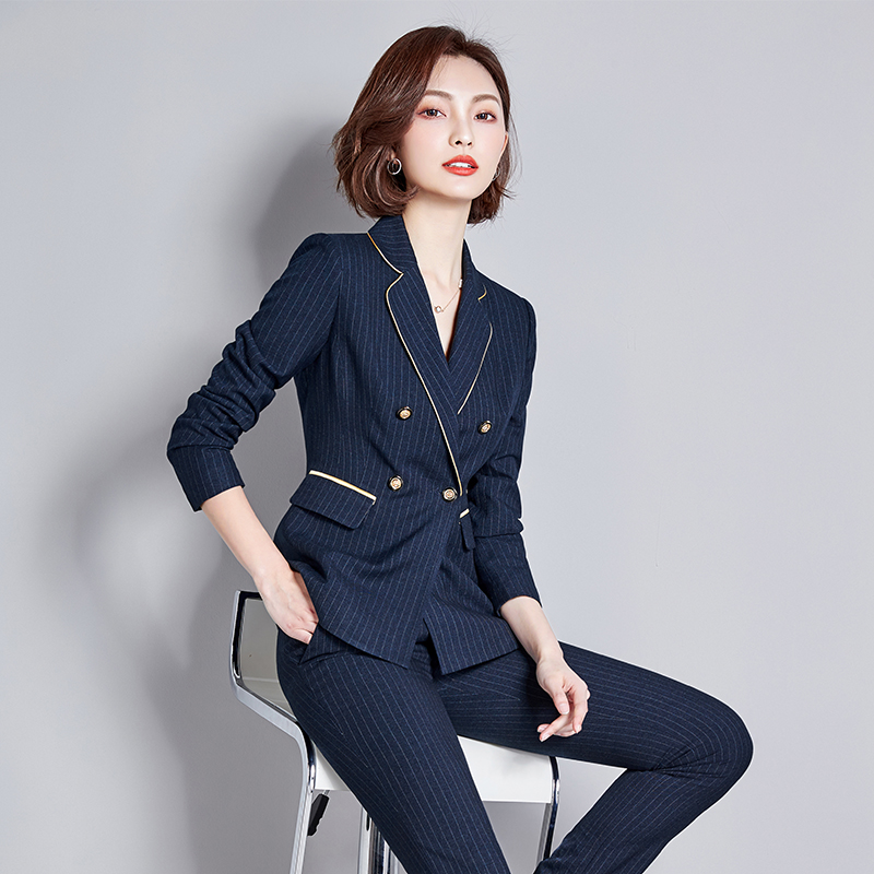 Tailleur femme - Ref 3241851 Image 3