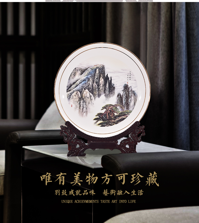 Jingdezhen ceramic famille rose when ling unique led decorative hanging dish plate of Chinese style household, sitting room porch handicraft furnishing articles