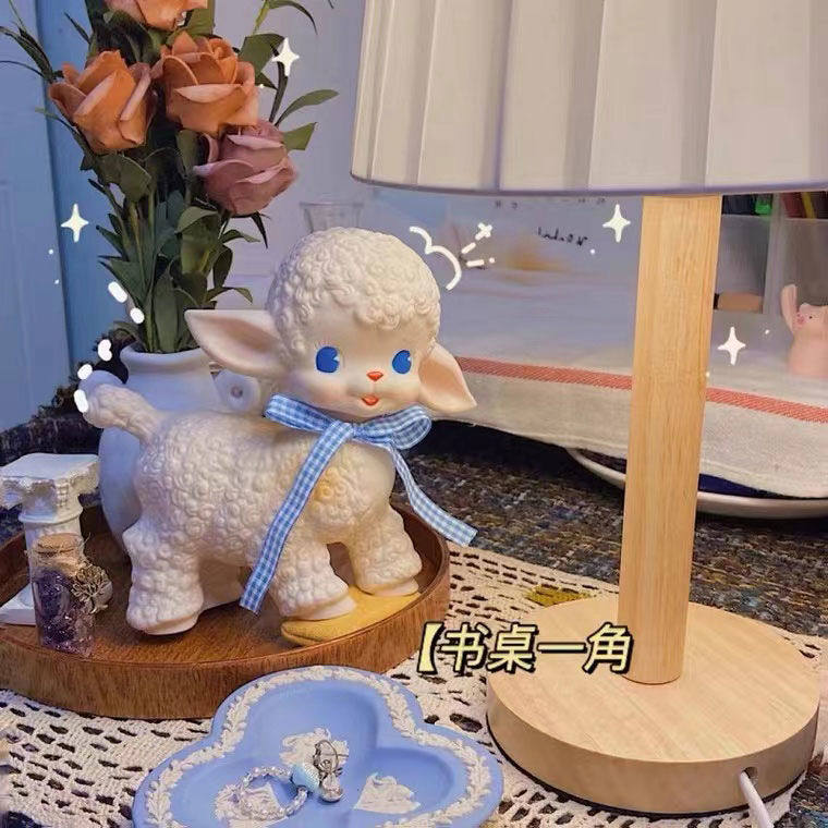 ins wind net red lamb cute Japanese lamb decoration girl heart desktop decoration student gift birthday gift